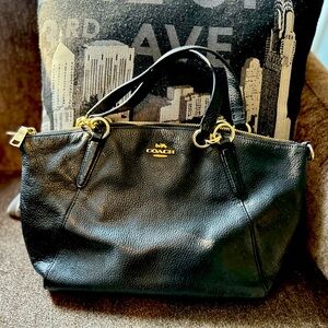 Coach Kelsey Satchel in black leather